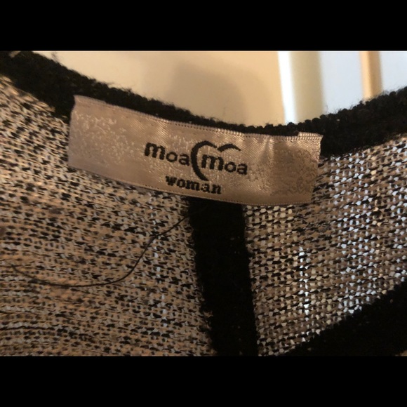 Sweater - Picture 2 of 4